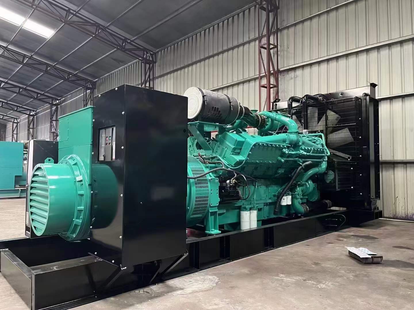 长宁如何降低 800kW 柴油发电机输出电流的波动？